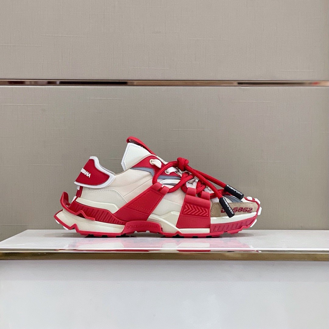 02a67bee.jpg 02a67bee