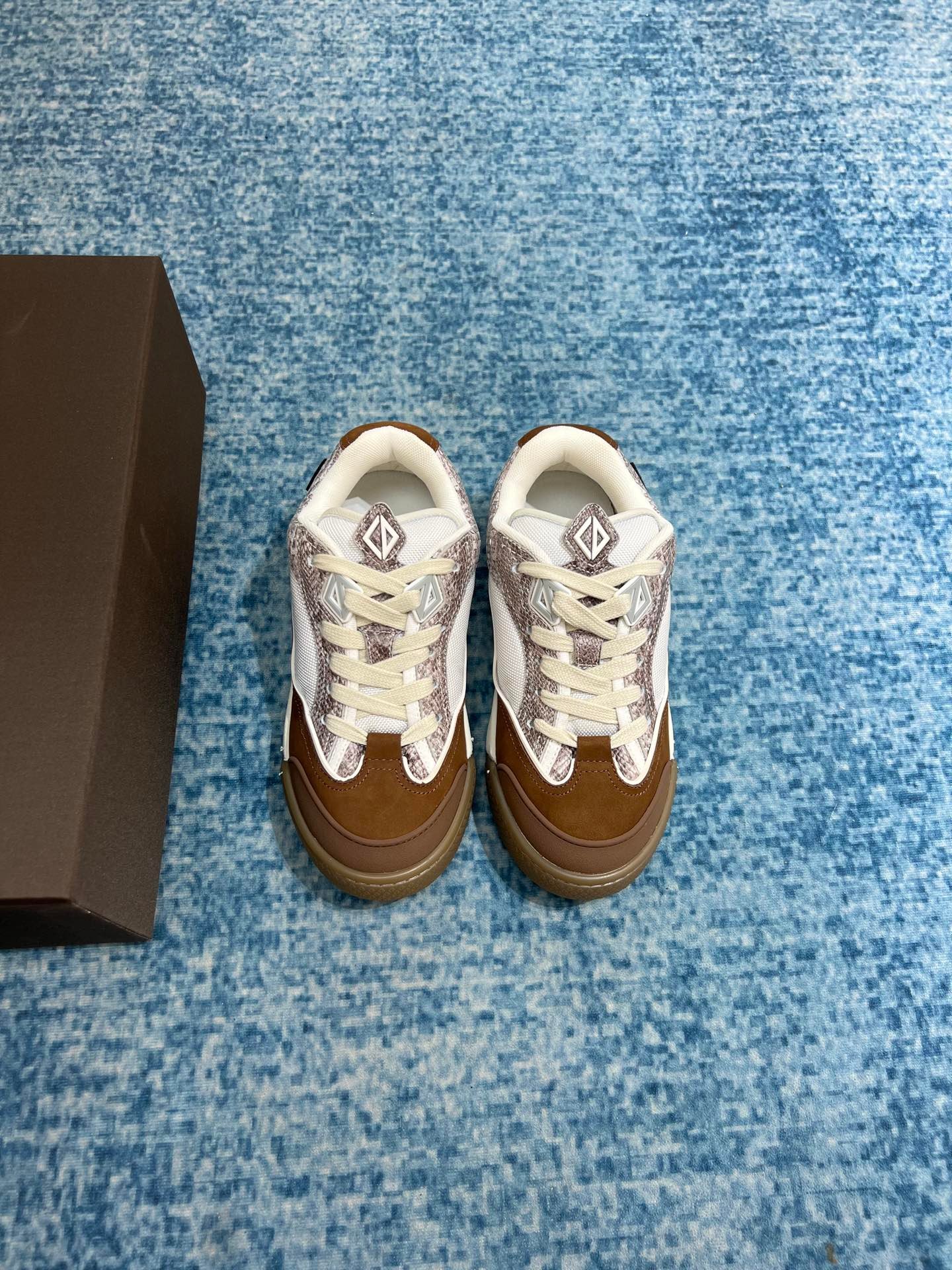 216bc5bf.jpg 216bc5bf