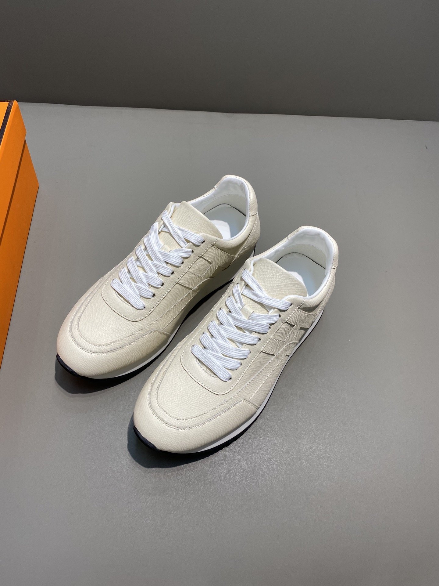 37400c4c.jpg 37400c4c