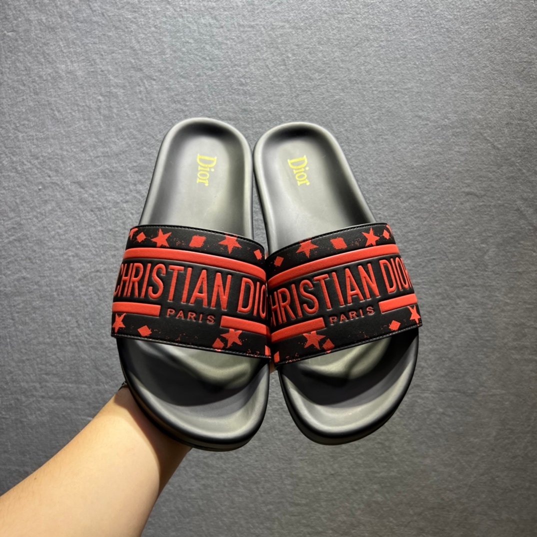 4542a12d.jpg 4542a12d