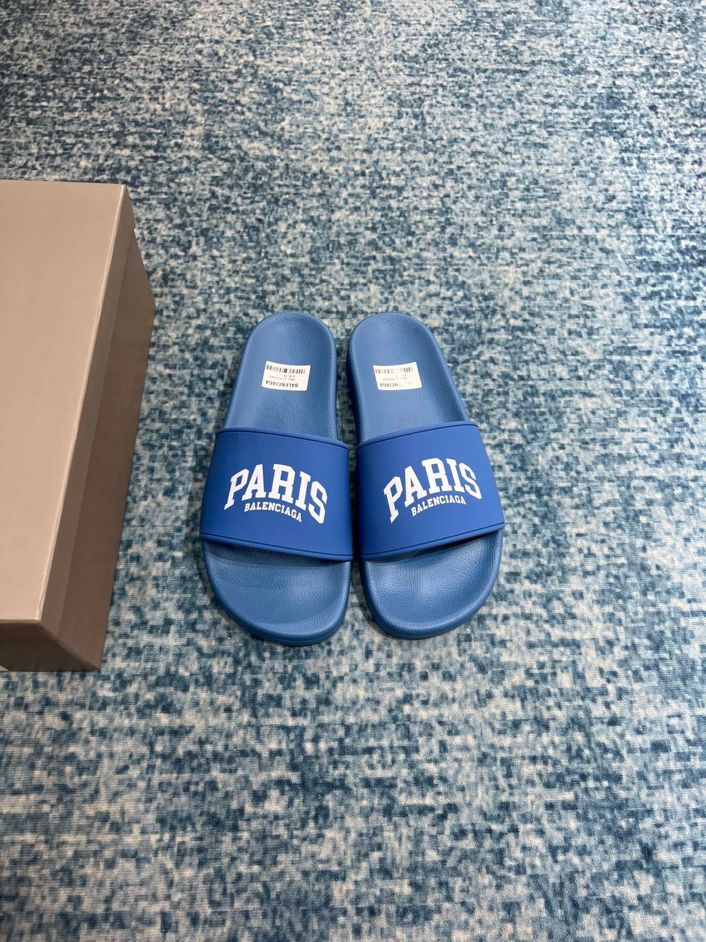 7b7672e7.jpg 7b7672e7