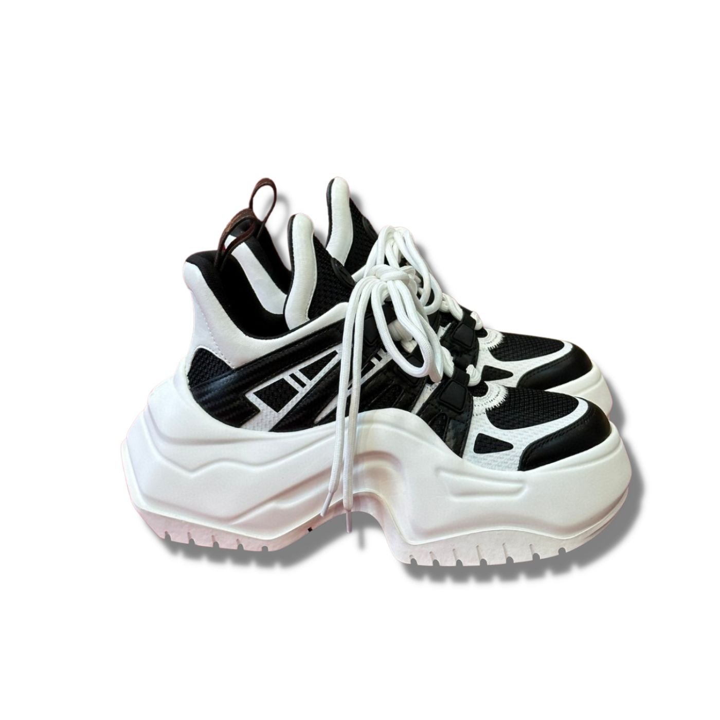 Louis-Vuitton-LV-Archlight-Sneaker-13.jpg Louis Vuitton LV Archlight Sneaker 13