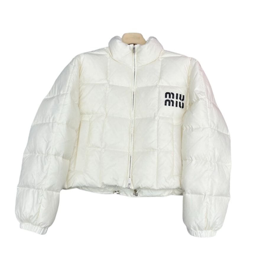 Miu-Miu-Fleece-Block-Short-Padded-5.jpg Miu Miu Fleece Block Short Padded 5