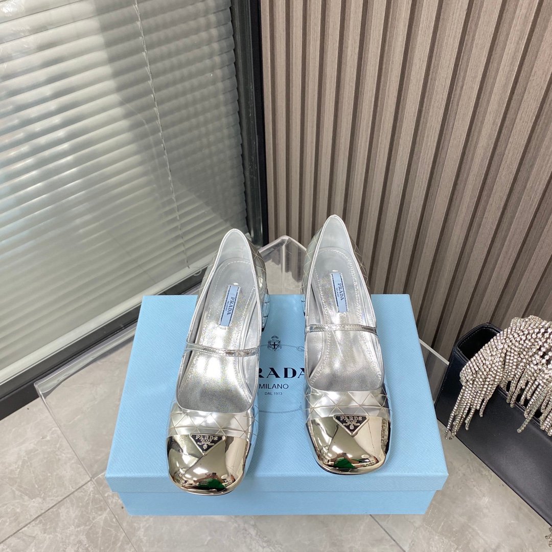 3b9419f6.jpg 3b9419f6