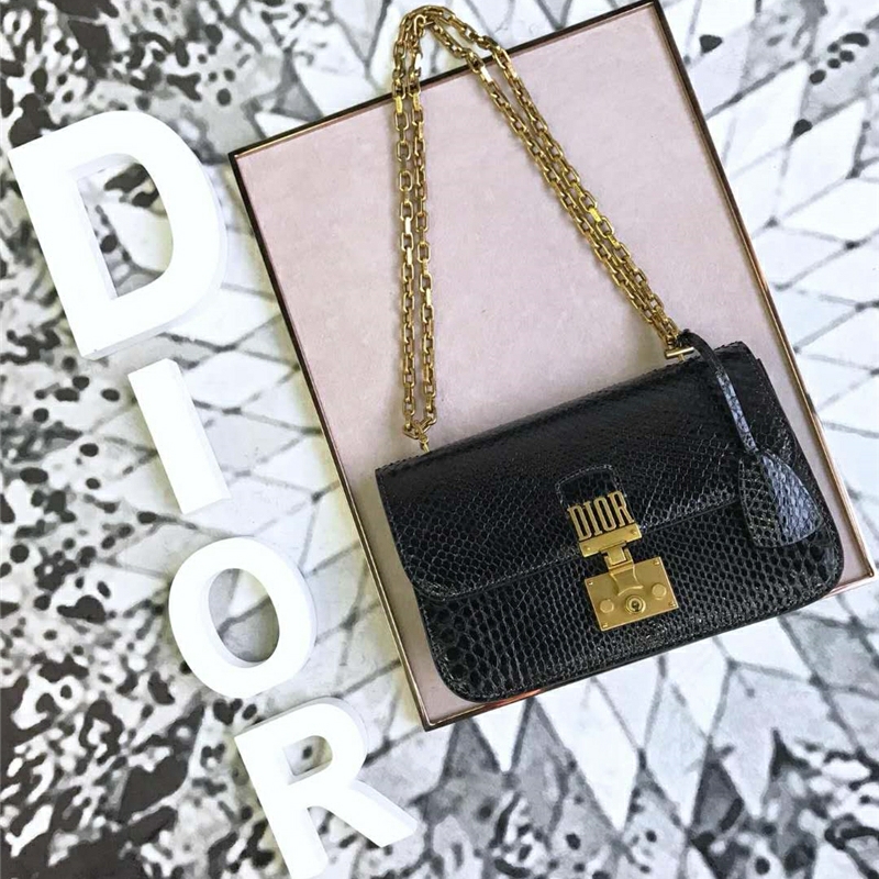 41756_P_1559011692162.jpg 41756 P 1559011692162